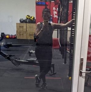 Meet your Posher, Cassandra